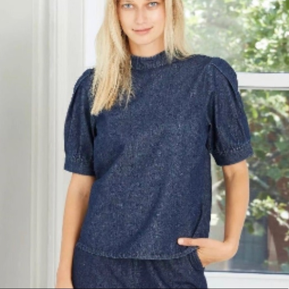 Who What Wear denim puff sleeve top with button detail